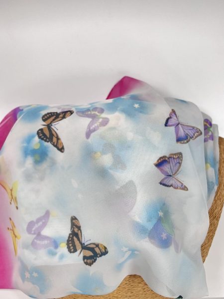 Modro roza rutka z metulji