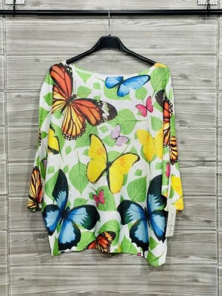 pletena majica z potiskom metulja