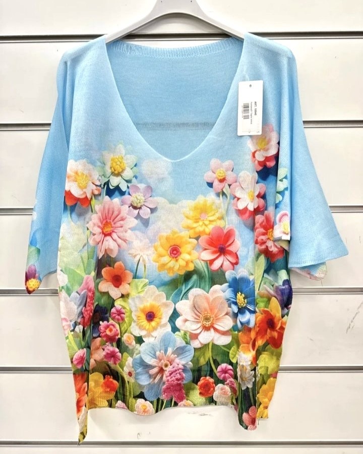 Mrežasta majica z vzorcem cvetlic