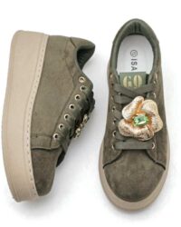 Olivno zeleni žametni čevlji