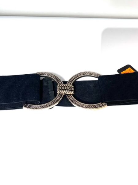 Črn elastični pas z veliko zaponko