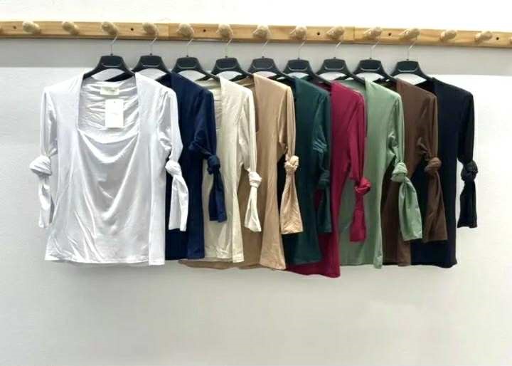 Majica z vodnim izrezom