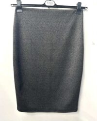 Črno vzorčasto krilo