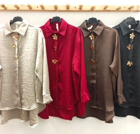 Srajčka z zlatimi gumbi