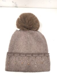 Pletena kapa z diamantki