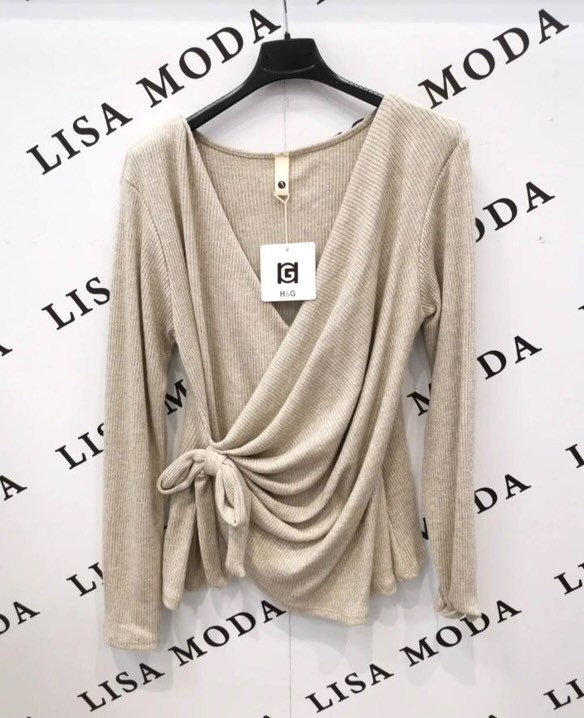 Rebrasta preklopna majica