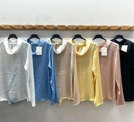 Svilena bluza z ovratnikom