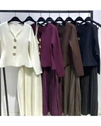 Eleganten komplet obleka in jopa