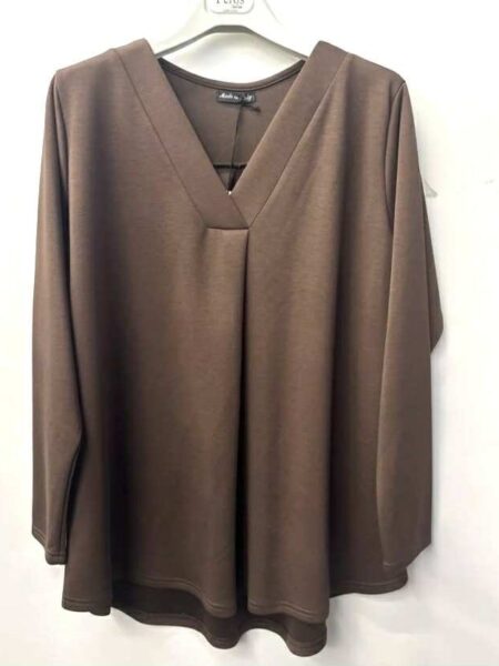 Kompaktna majica na V izrez