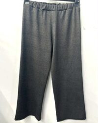 Črne vzorčaste hlače