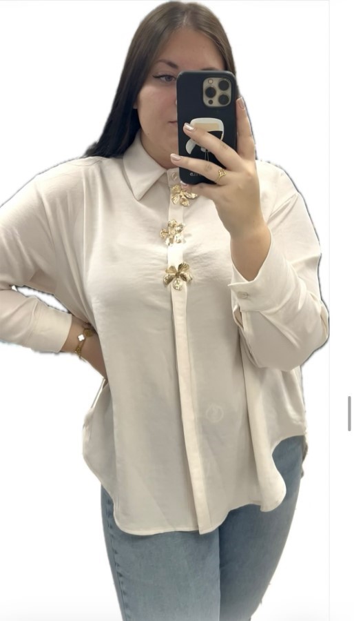 Srajčka z zlatimi gumbi