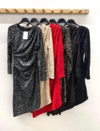 Bleščeča oprijeta obleka