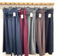 Široke elegantne hlače z rožo