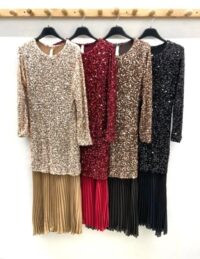 Bleščeča plisirana obleka