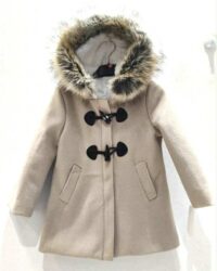 Dekliški bež plašč